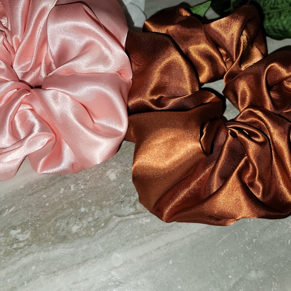 2 for 25! Giant satin scrunchies! - Picture 4 of 9